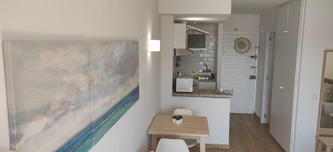 Sunny Suites Jupiter Apartments Benalmádena Buitenkant foto